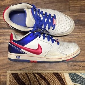 Nike sneakers, size 8